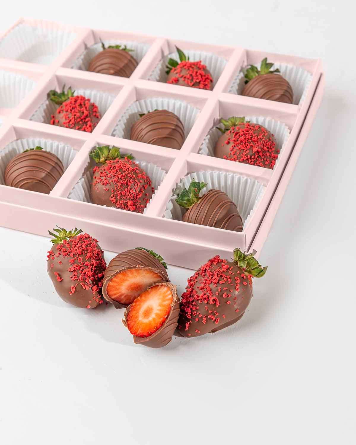 Milk chocolate Strawberries '24 Collection by NJD