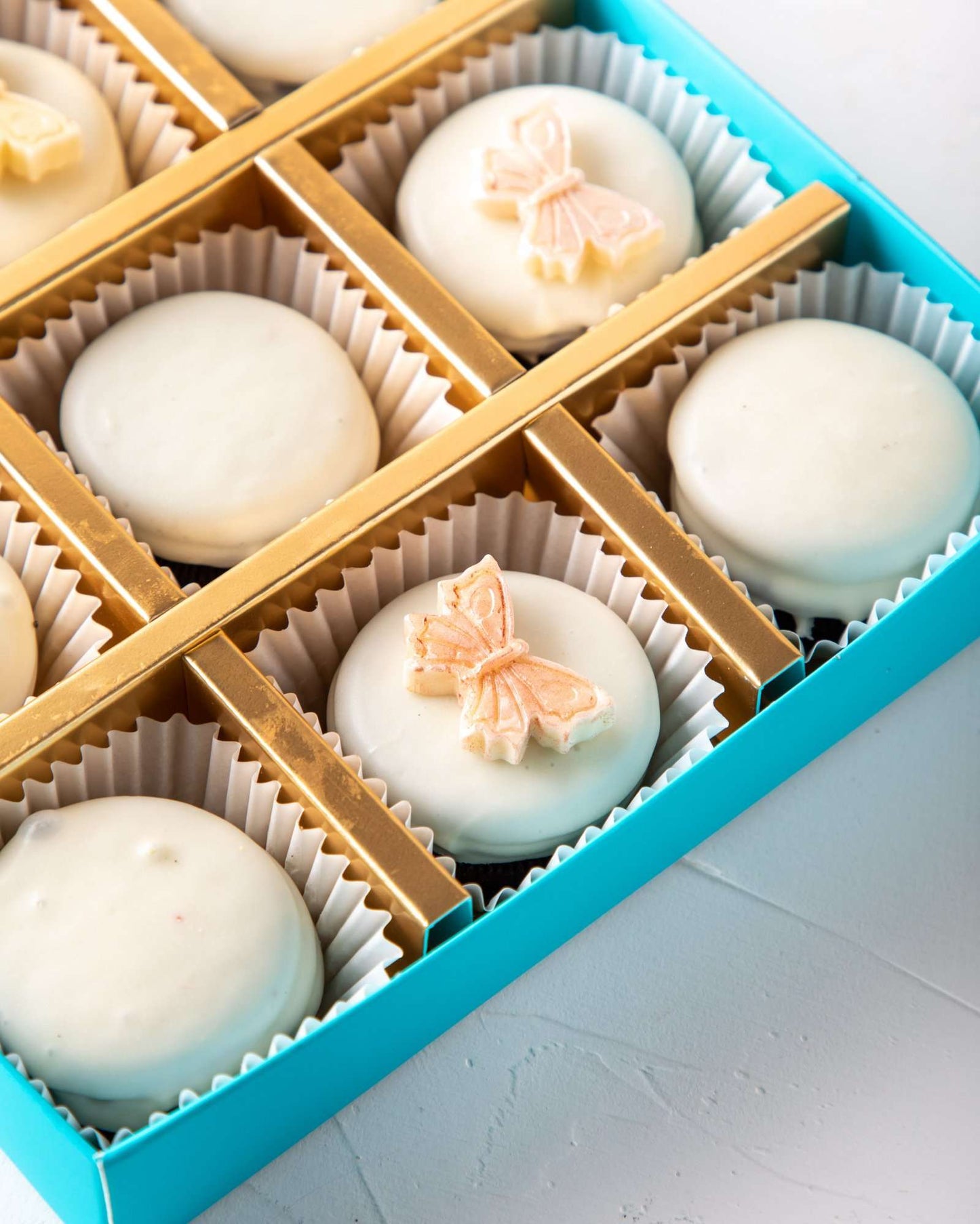 White Chocolate Covered Oreos by NJD