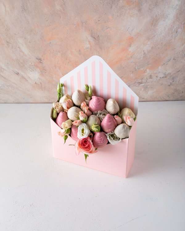 Roses and Strawberry by NJD