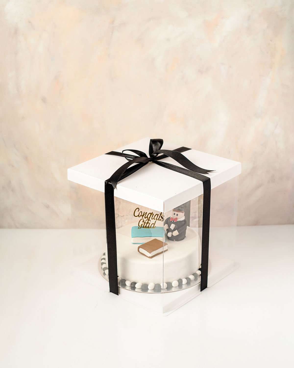 1 Kg Graduation Cake by NJD