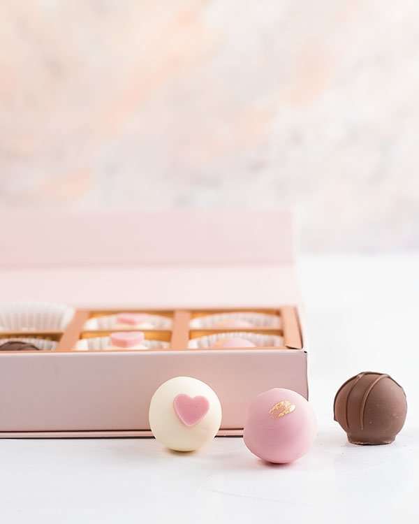 10 Valentines Special Truffles by NJD
