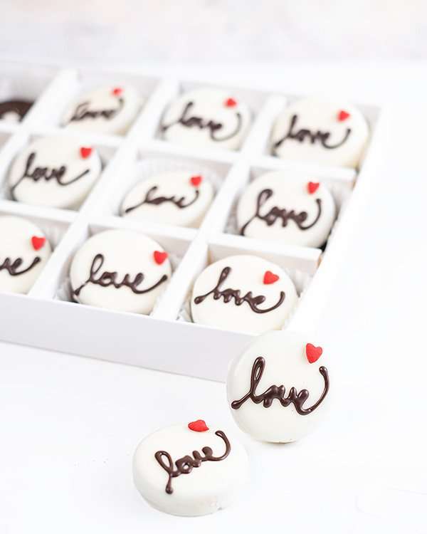 Love Chocolate Covered Oreos by NJD