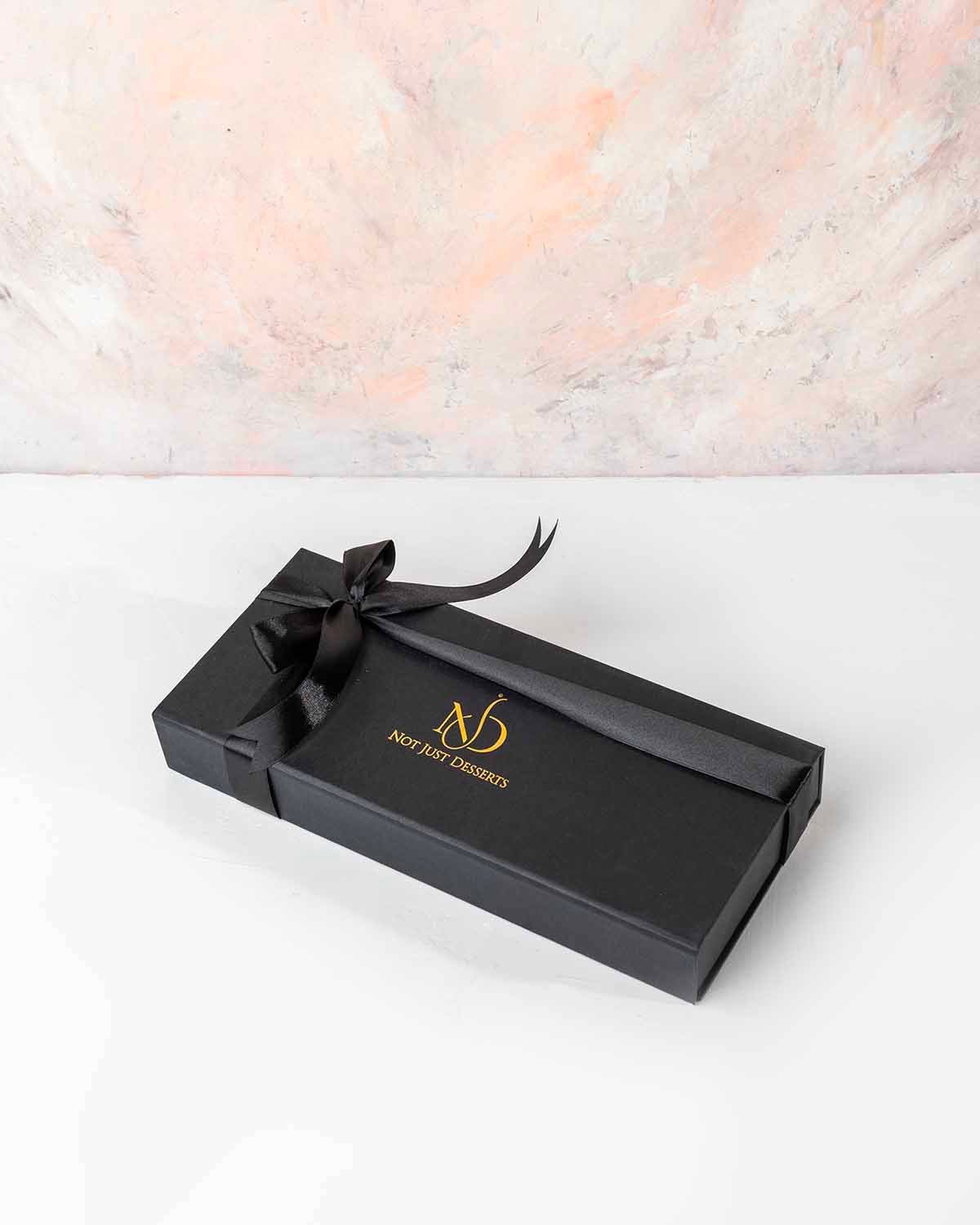 10 Designer Dates by NJD