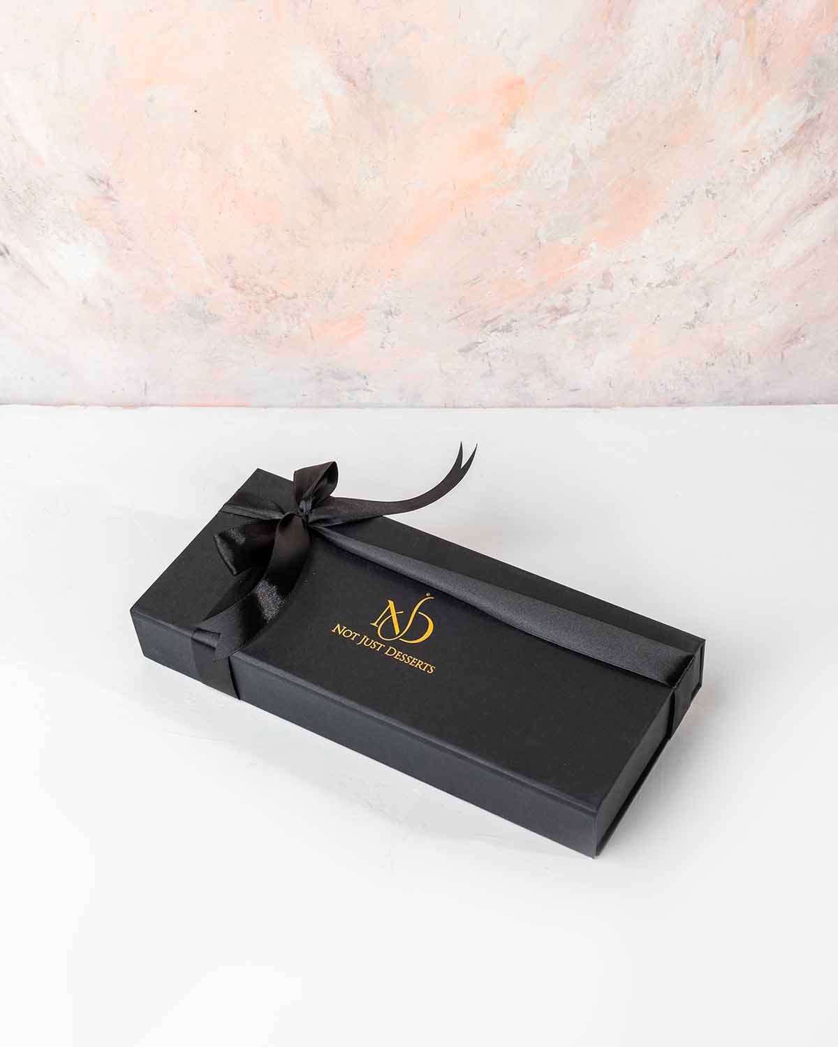 10 Designer Dates by NJD