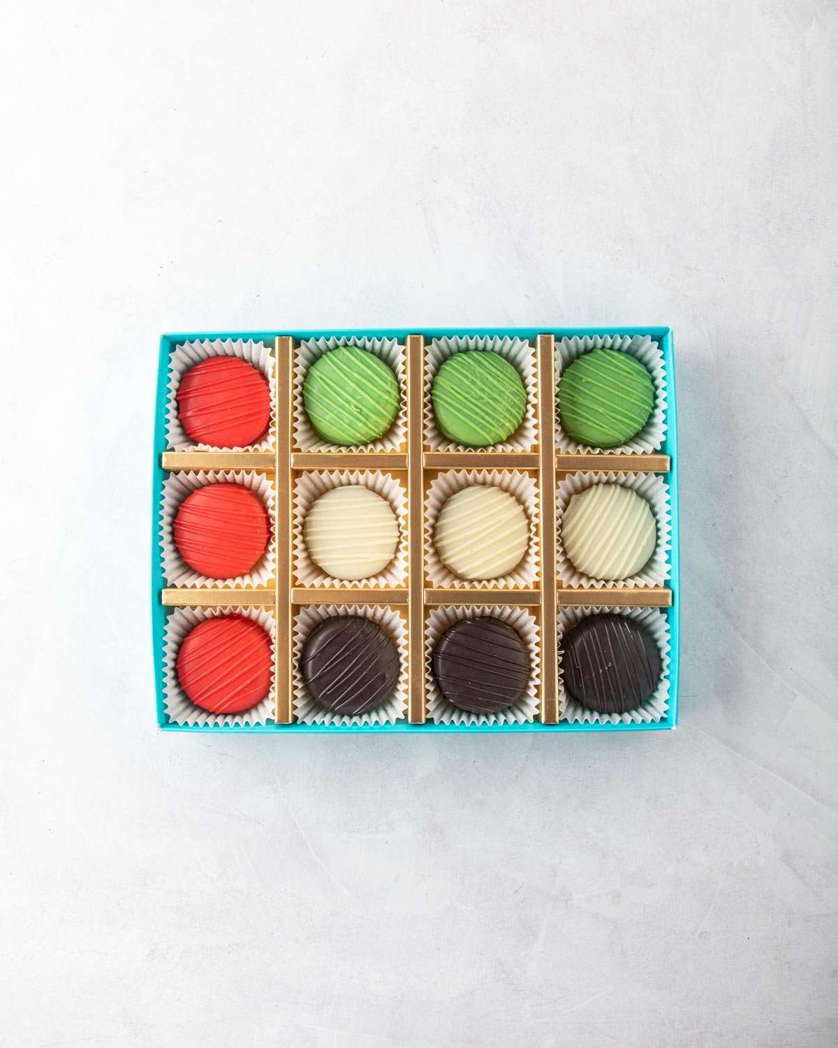 UAE Flag Oreos