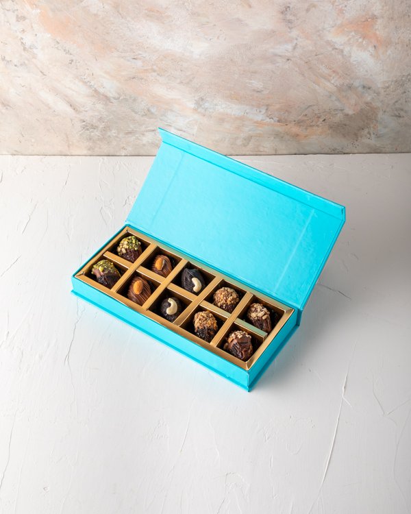 10pcs Assorted Dates