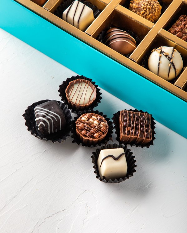 30pcs assorted chocolates by NJD