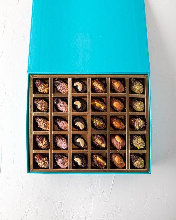 Gourmet Dates 60pcs Gift Box