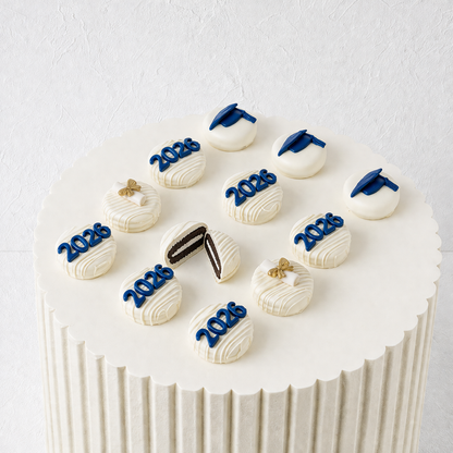 White Chocolate Graduation Theme Oreos by NJD