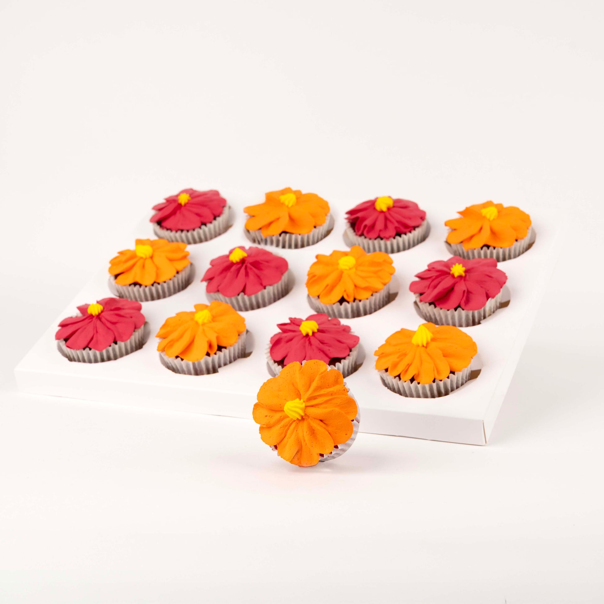 Orange & Fuchsia Diwali Cupcakes