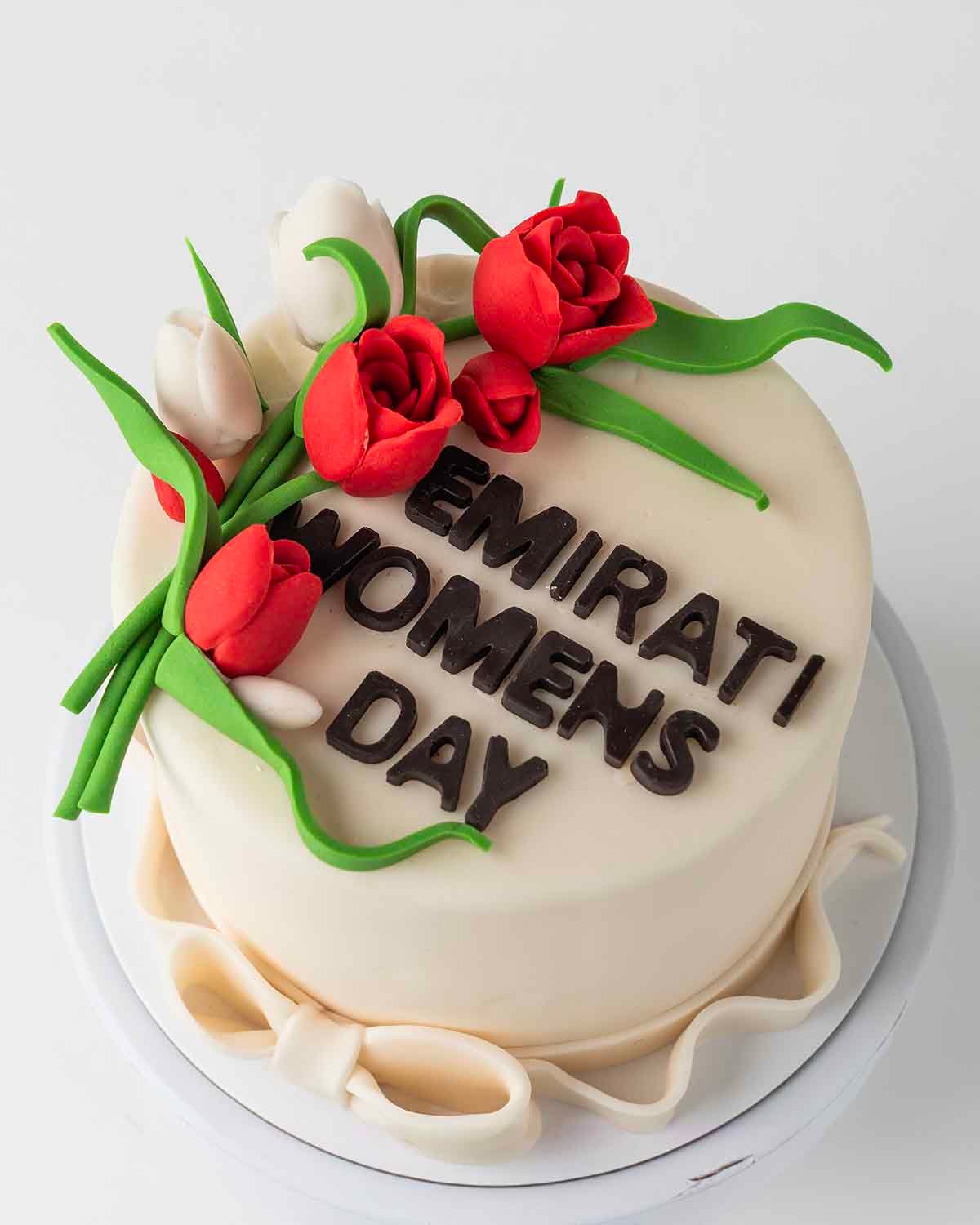 Emirati Women's Day Customizable Cake