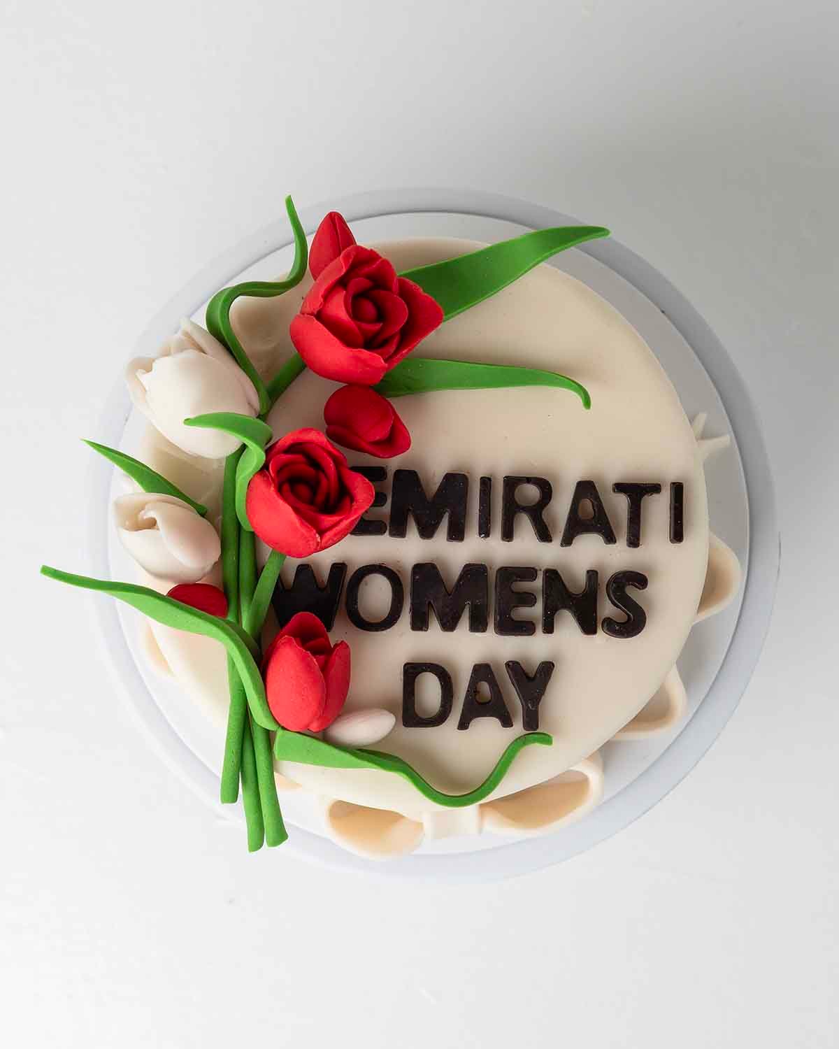 Emirati Women's Day Customizable Cake