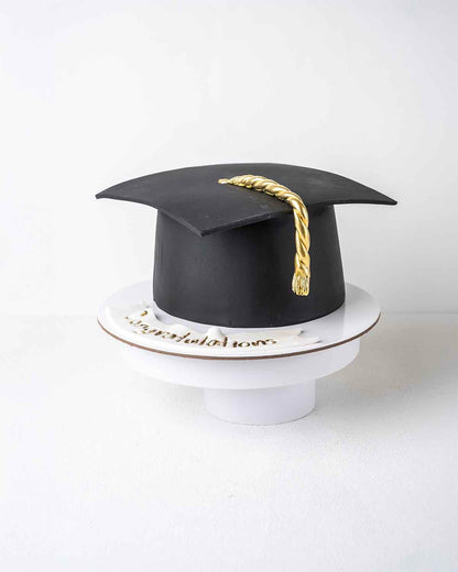 1.5kg Graduation Cake by NJD
