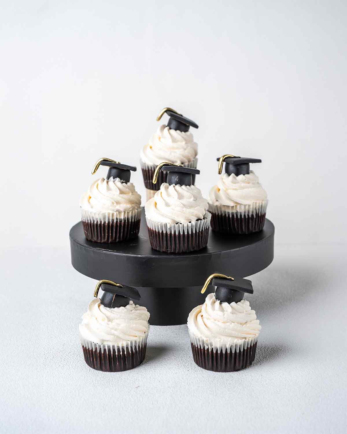 Graduation Theme Cupcakes by NJD
