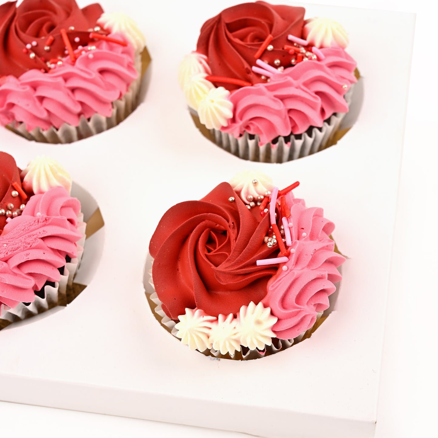 Cute Love You Combo Flowers and Cupcakes