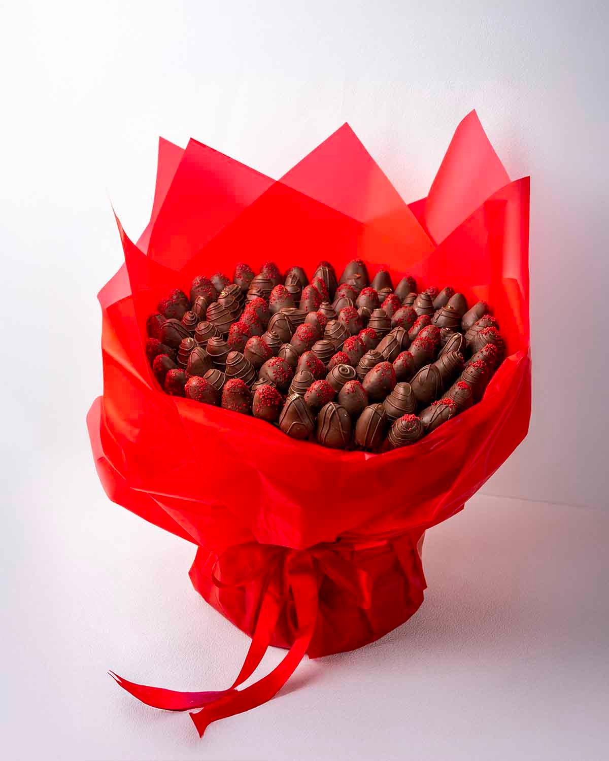 100 Milk Chocolate Strawberry Bouquet Cravings Café
