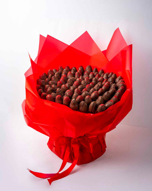 100 Milk Chocolate Strawberry Bouquet Cravings Café