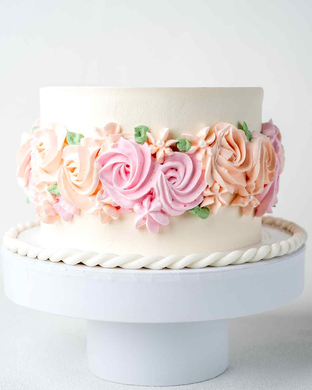 1kg Pastle Elegant Cake by Cravings Café