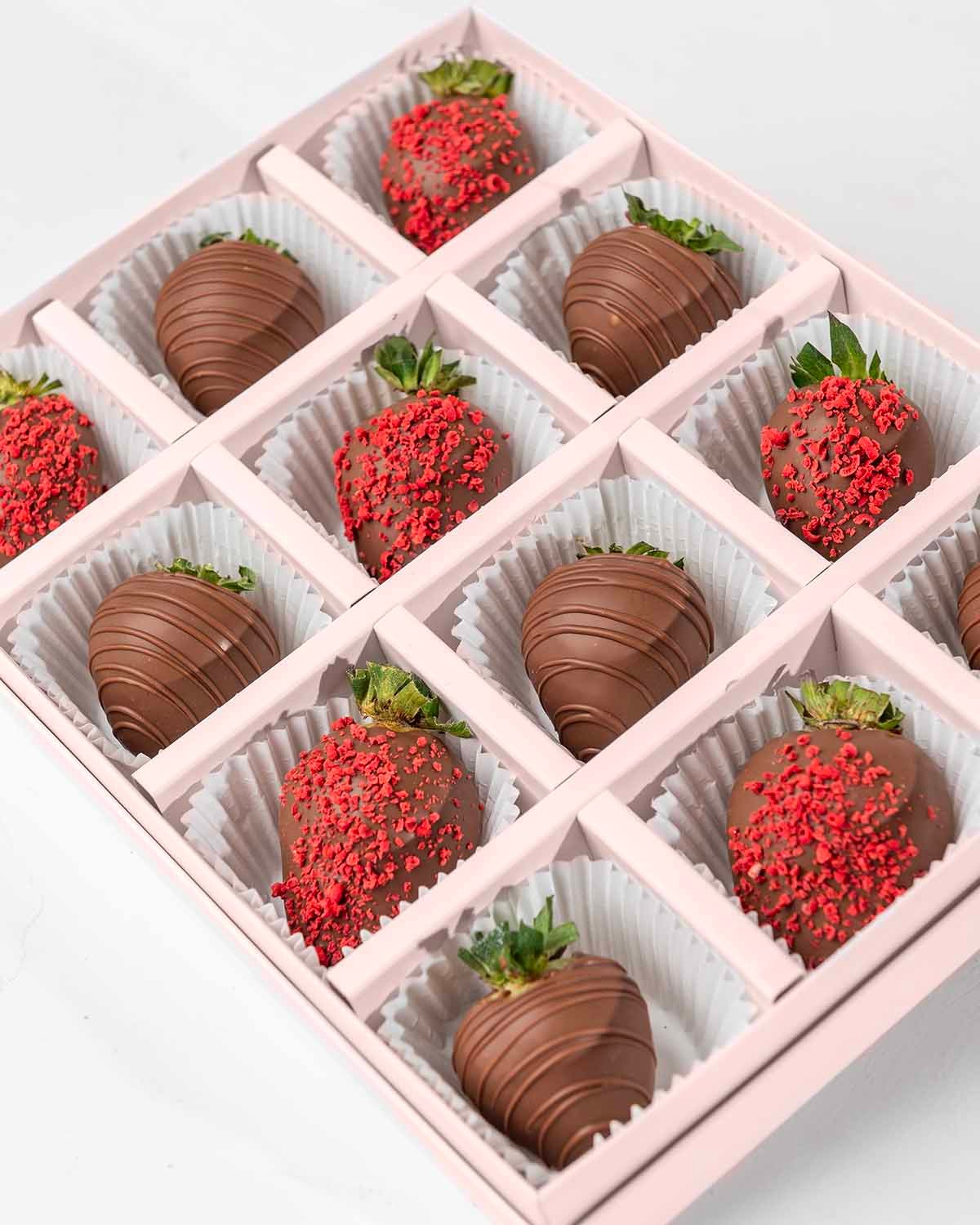 Milk chocolate Strawberries '24 Collection by NJD