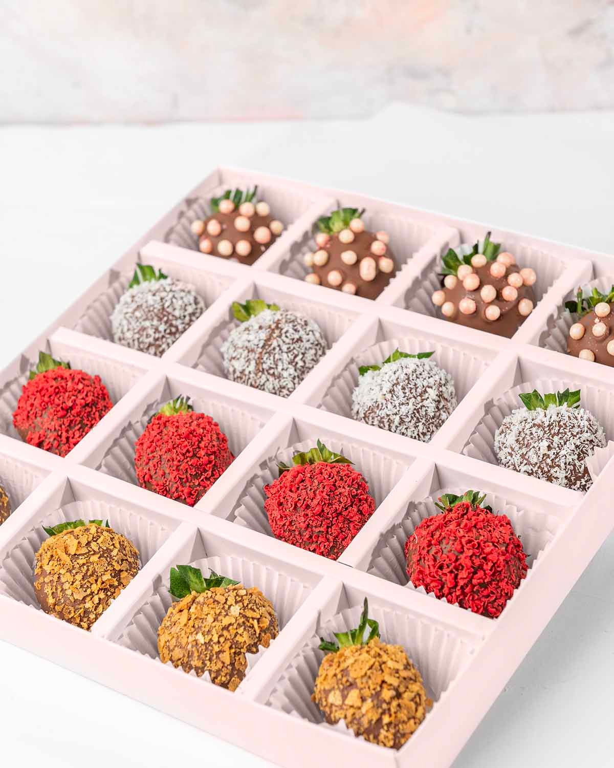 16 chocolate Strawberries '24 Collection by NJD