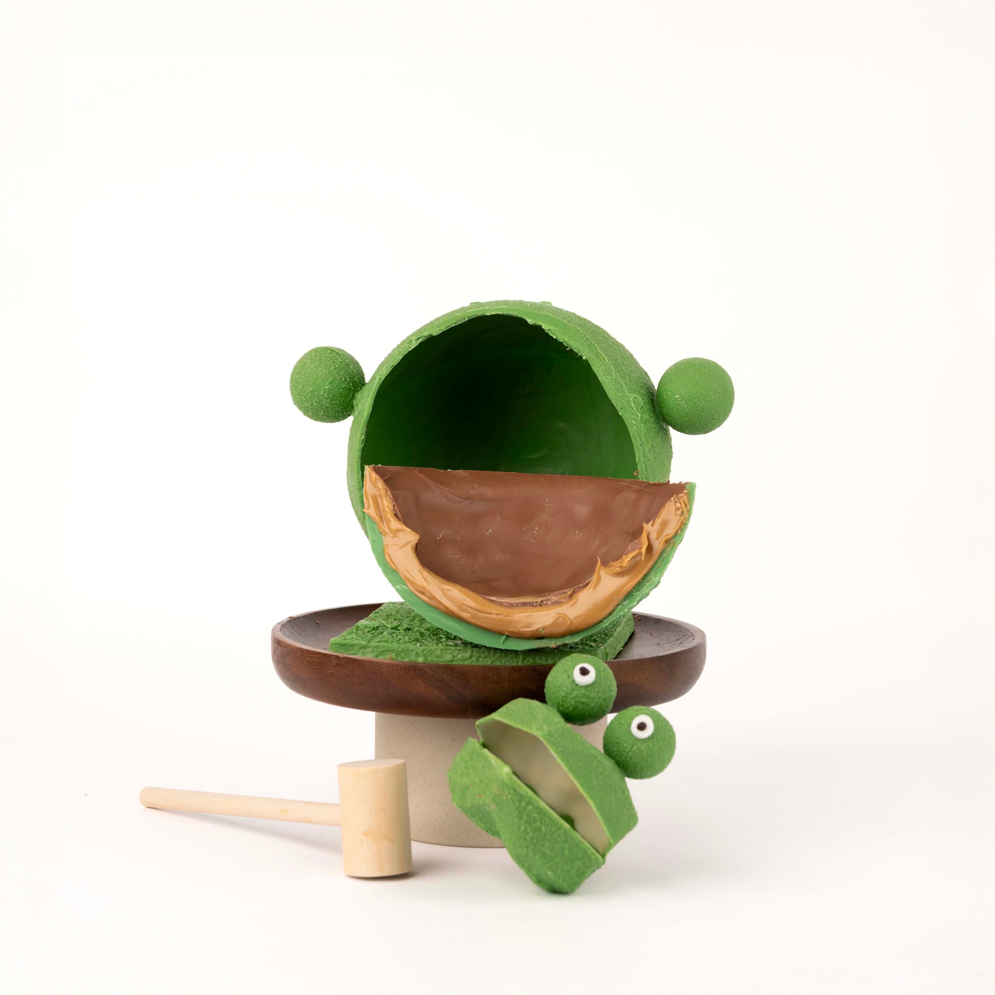 Creepy Frog Smash Treat