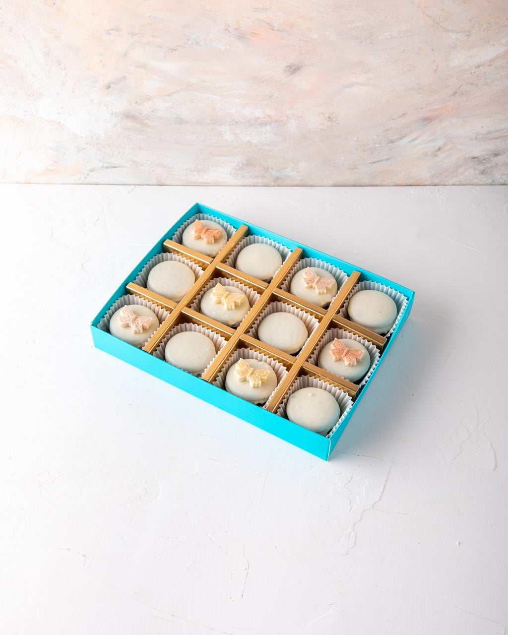 White Chocolate Covered Oreos by NJD