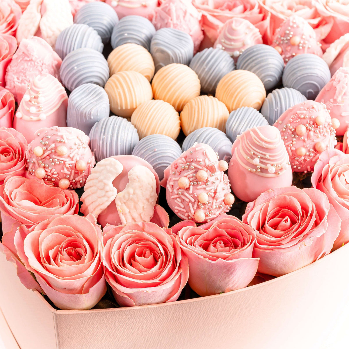 Chocolates and Roses Heart Gift Hamper