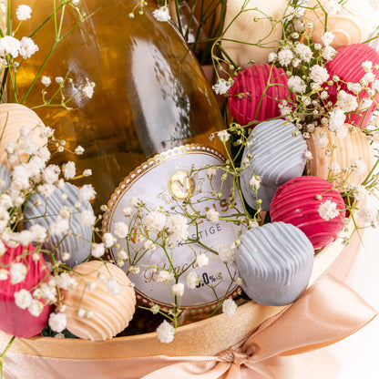 Chocolates, Roses and Bubbly Valentines Gift Hamper by NJD