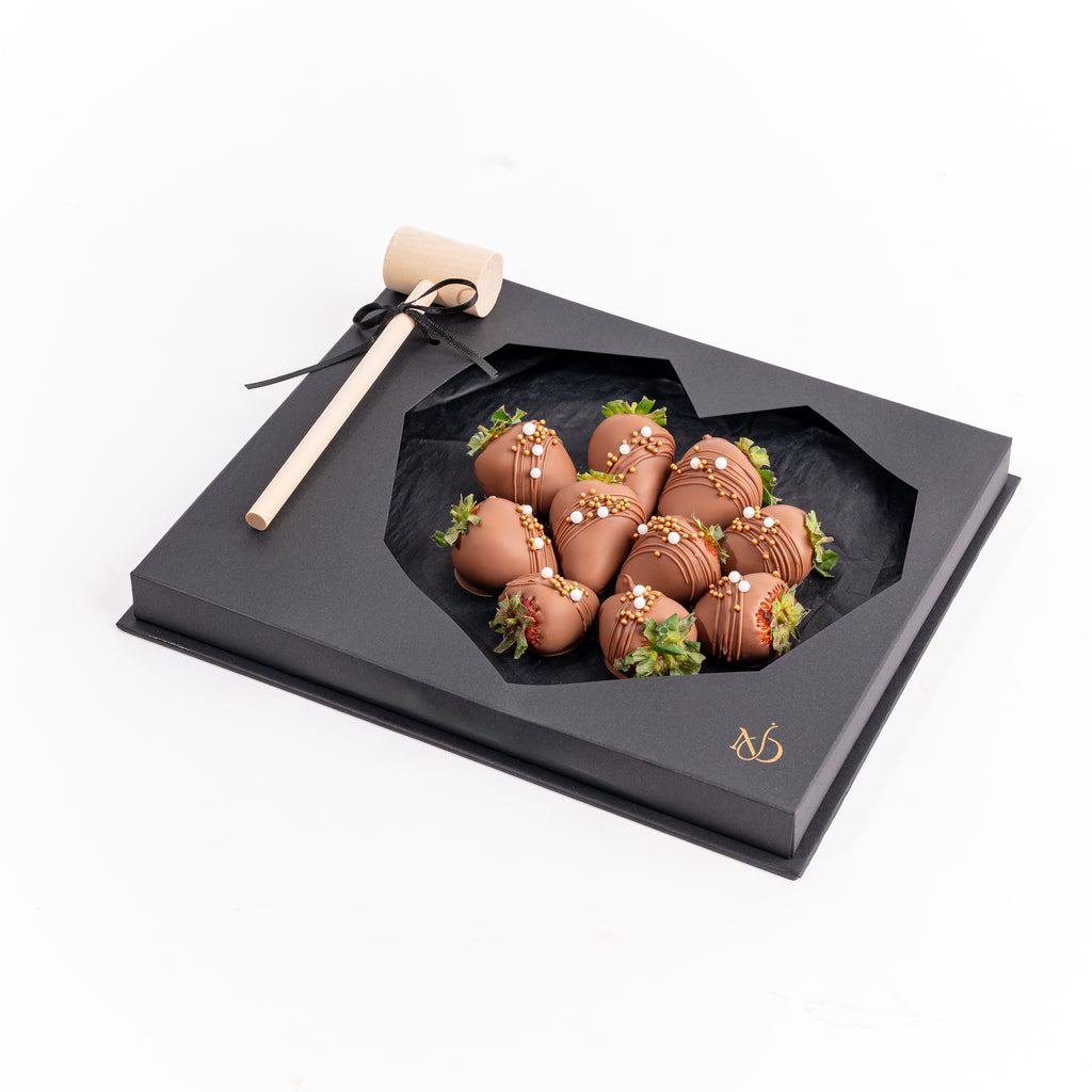 Berry-licious 3D Heart Chocolate Gift