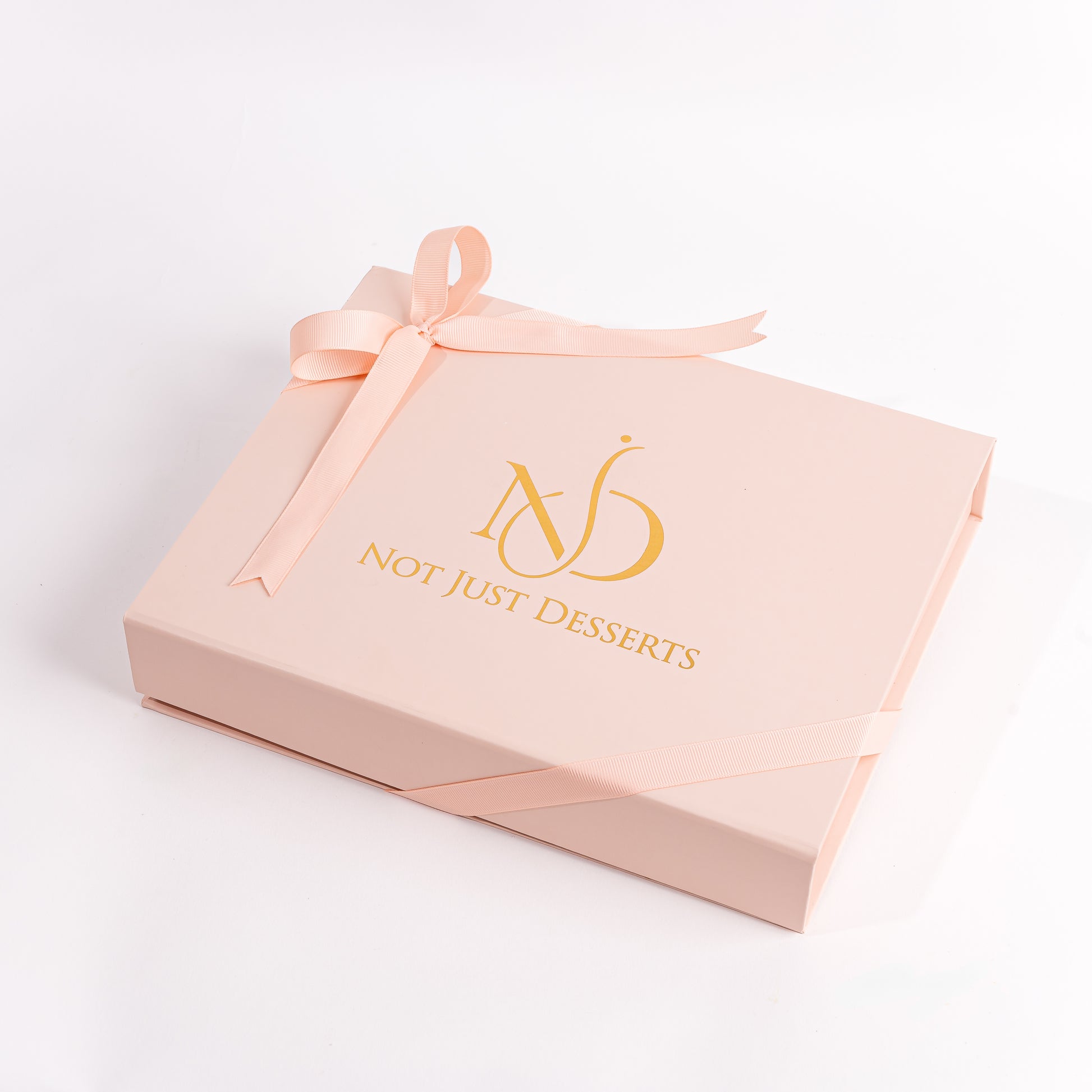 Blush Gold Hearts and Truffles 20pcs Chocolate Gift Box