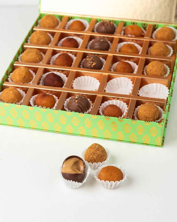 25 Ladoo's, Gulab Jamun and Truffles Gift box