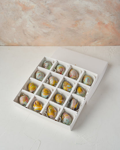 16 Marble Effect Easter Eggs