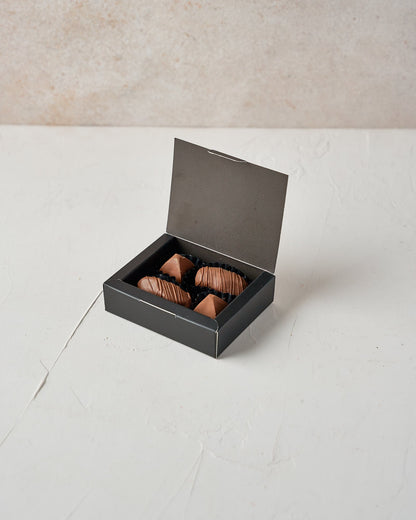 Dates and Bonbon 4pcs Gift Box by NJD