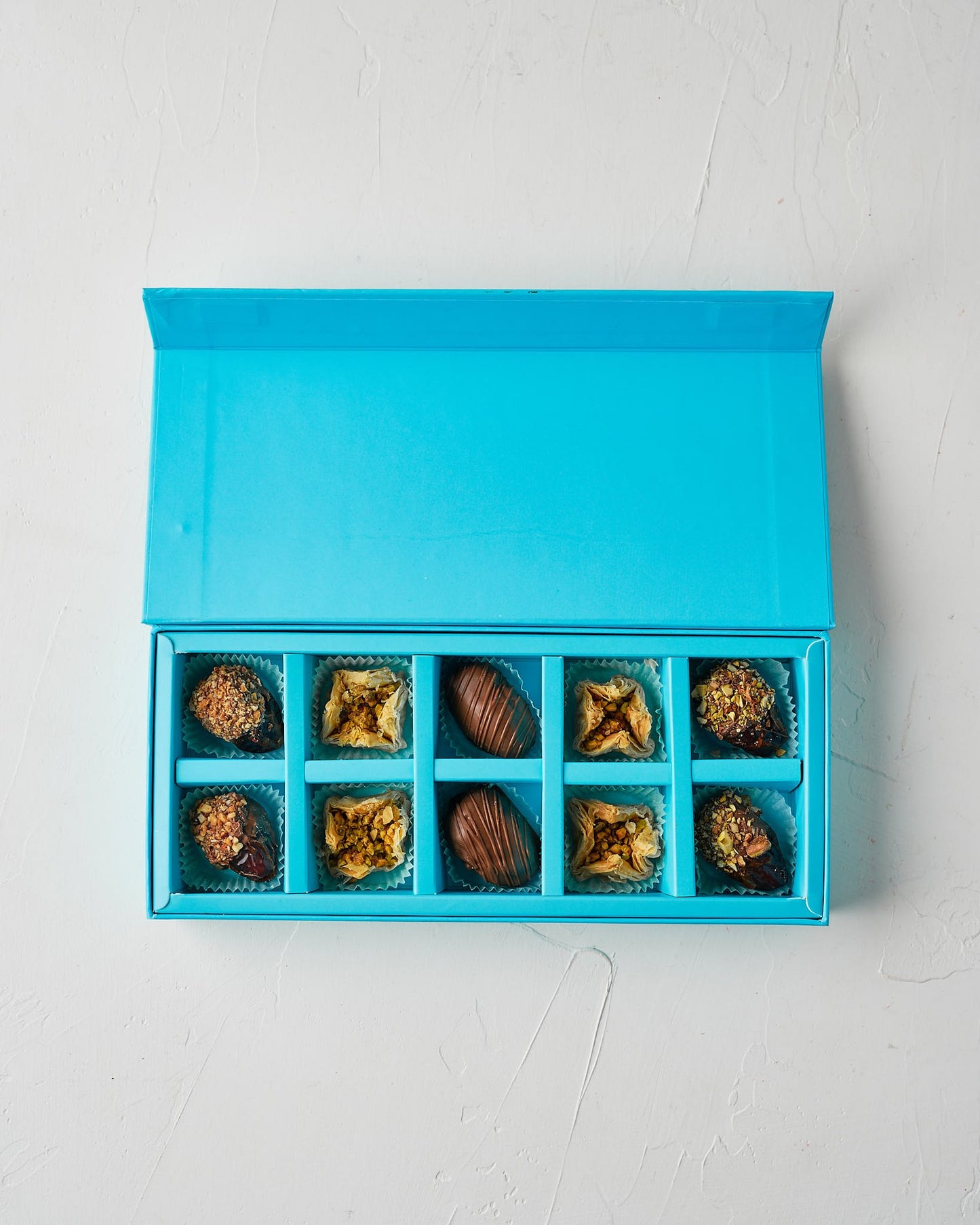 Dates and Baklawa 10pcs Gift Box