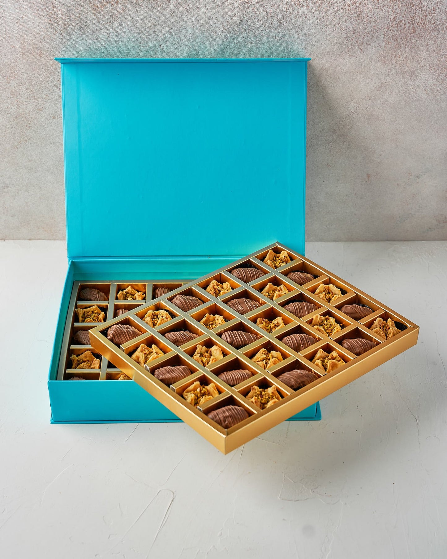 Baklawa and Dates 60pcs Gift Box