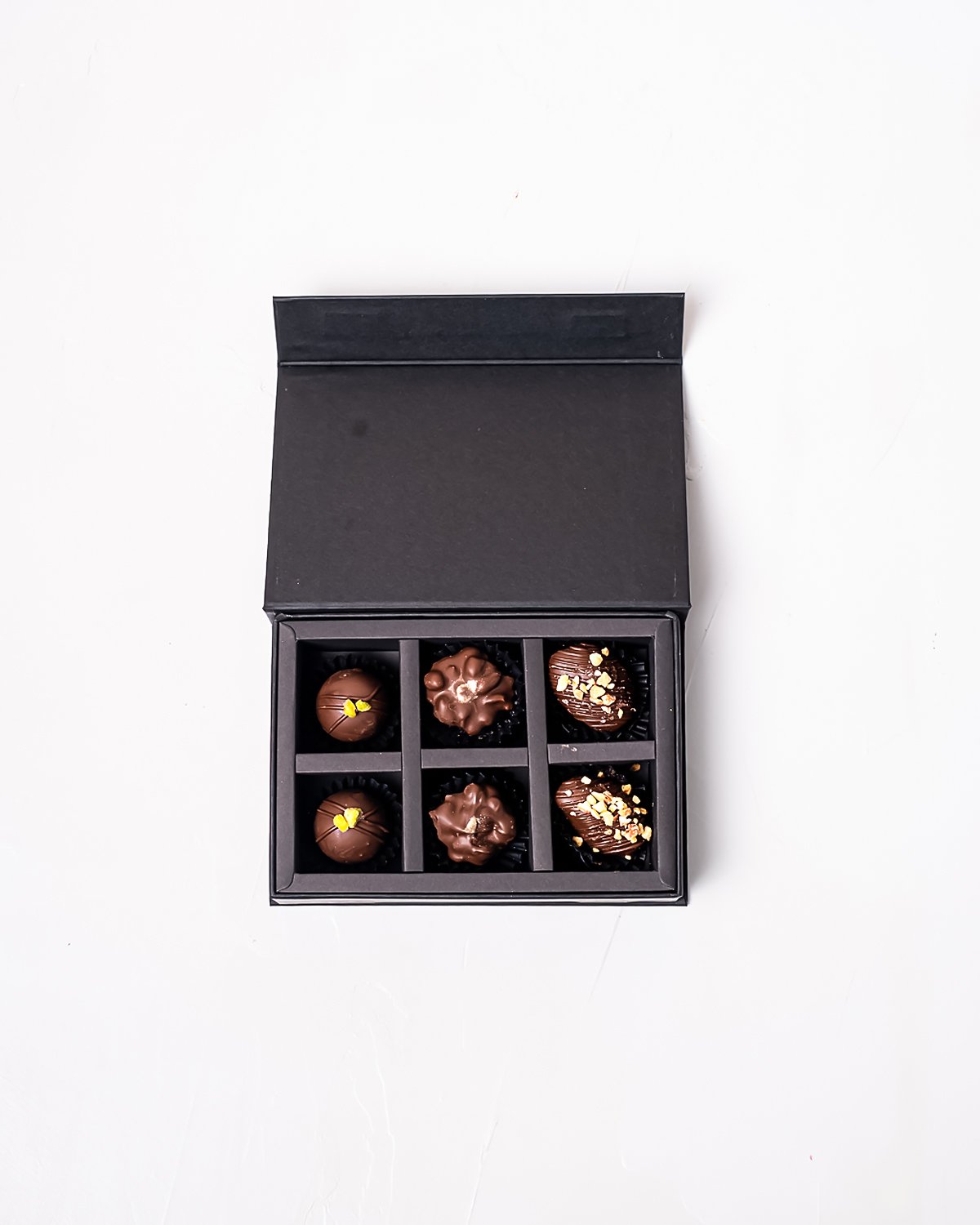 Chocolate Dates and Truffles 6pcs Gift Box