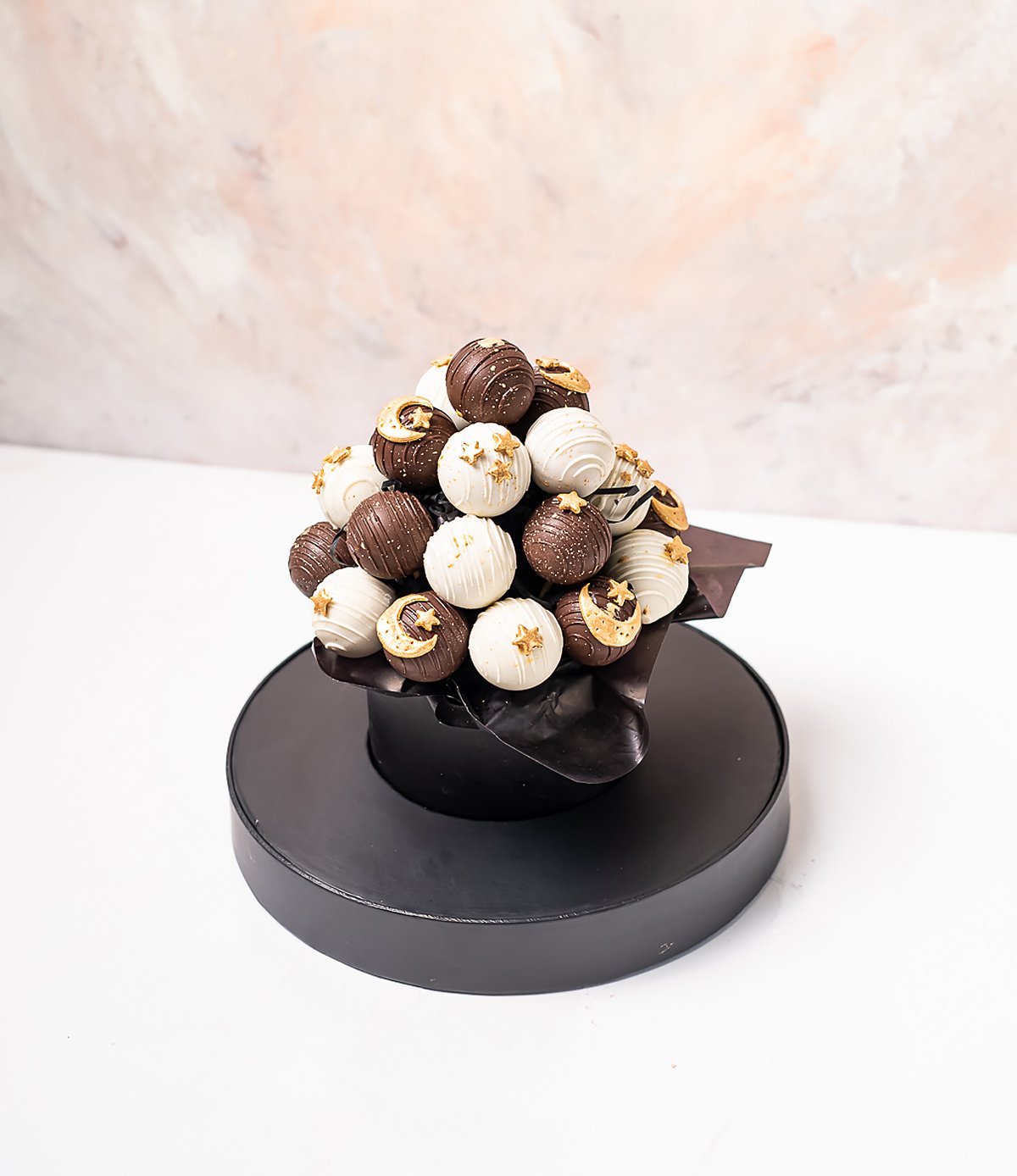 25 Cake Pops by NJD