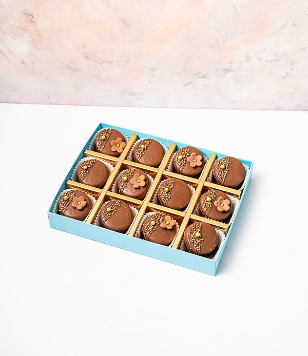 Chocolate Covered Oreos by NJD