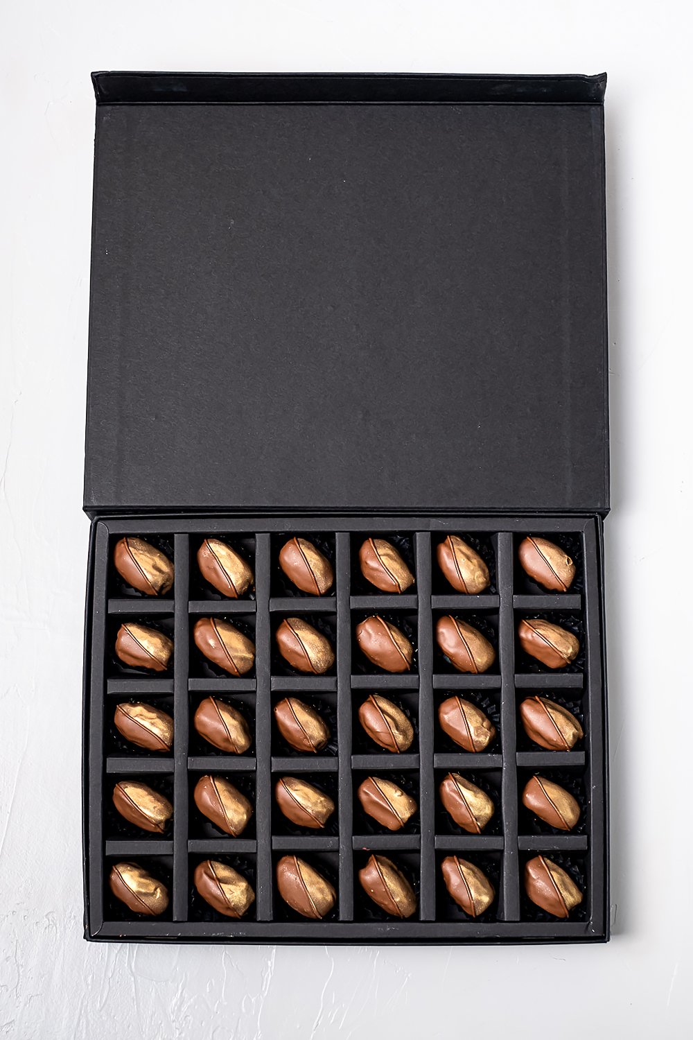 Chocolate and Gold Dates 30pcs Gift Box