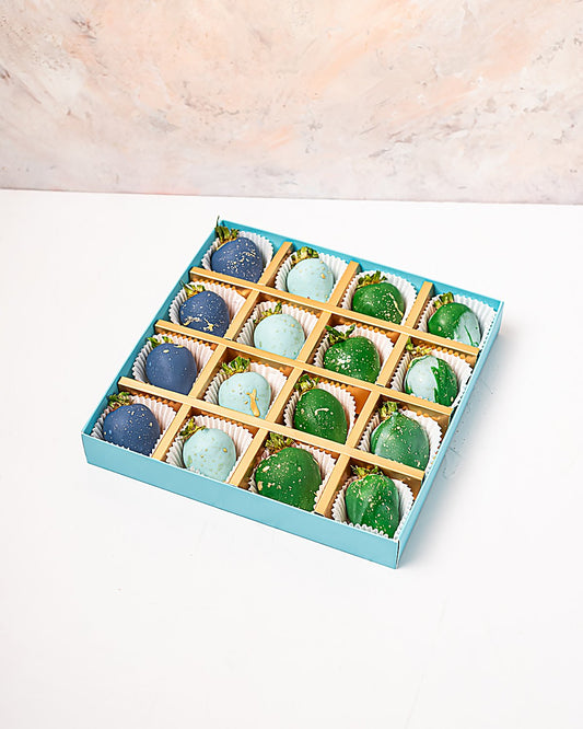 16 Chocolate Covered Strawberries