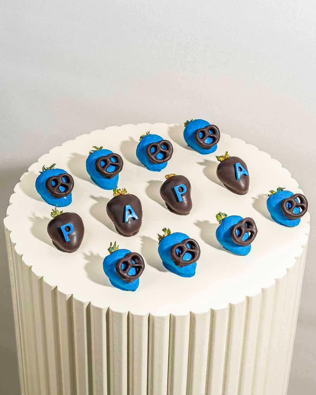 Father's Day 12 Chocolate Strawberries Gift by NJD