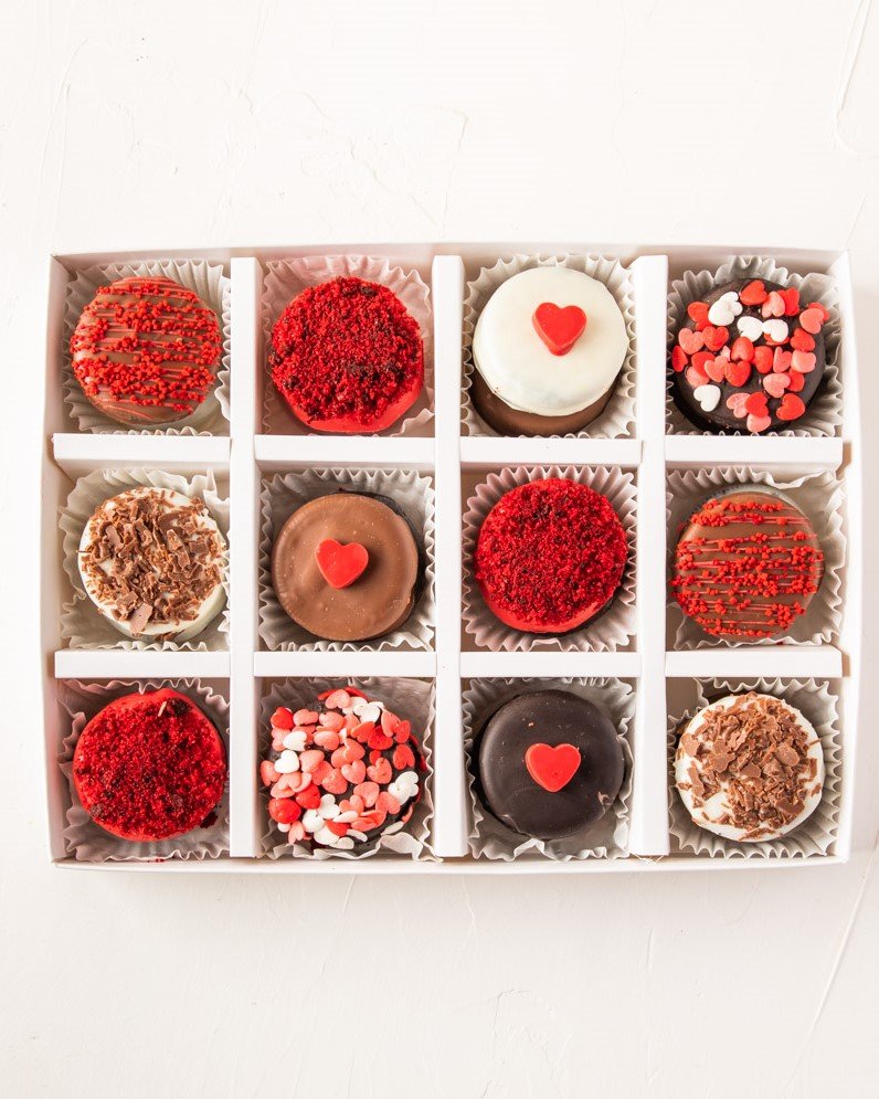 Red Velvet Oreos by NJD