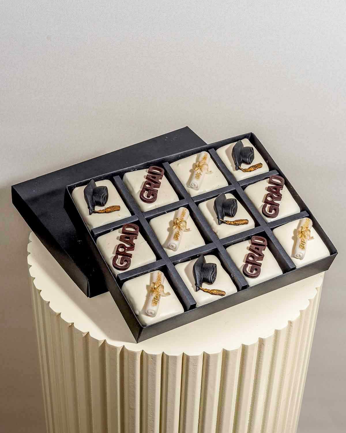 Graduation Cake bites 2024 by NJD