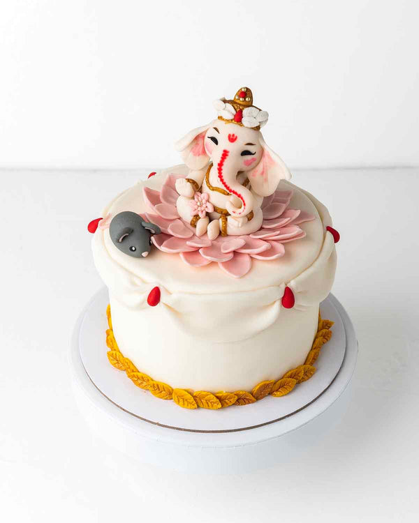 Ganpathi and Mouse Theme Cake by NJD