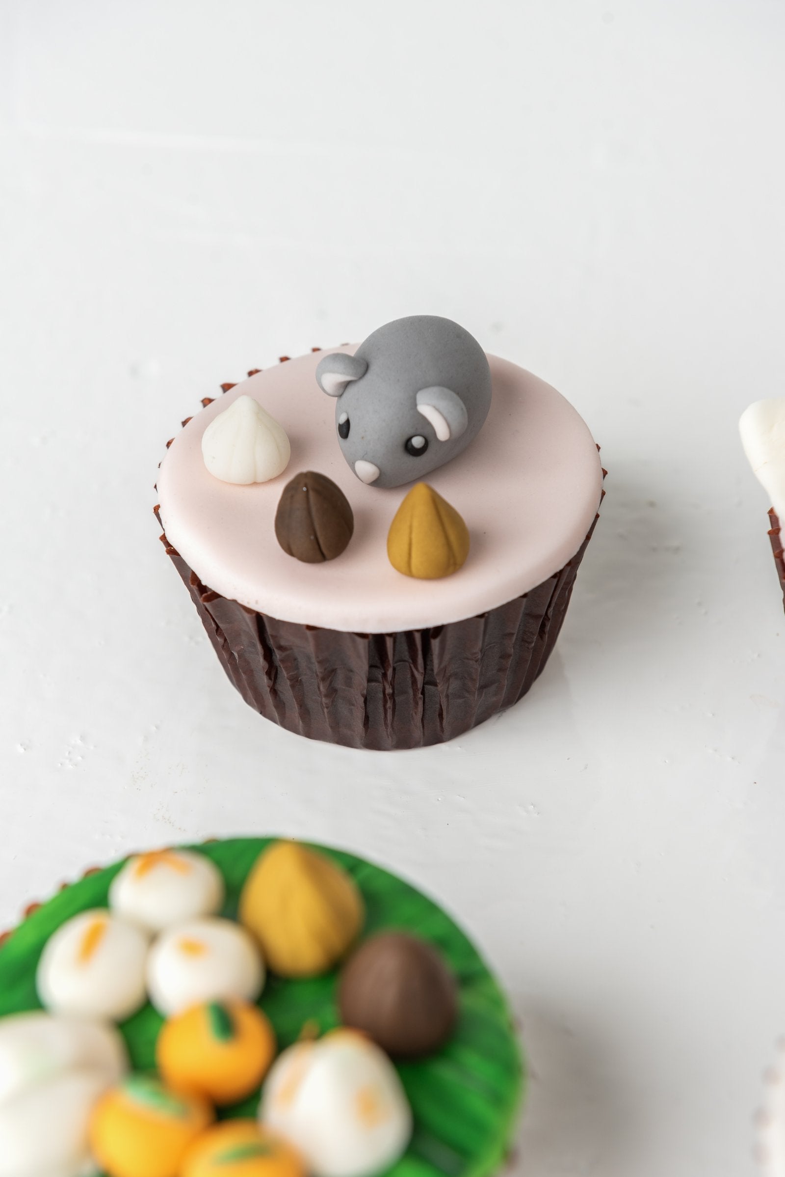 6 Ganesha Theme Cupcakes by NJD