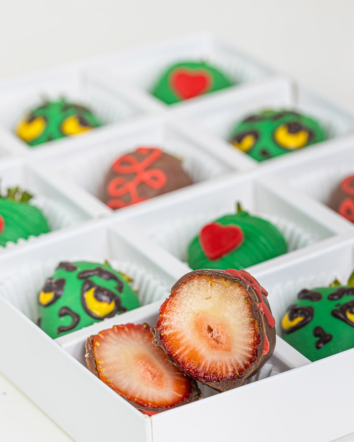 The Grinch Chocolate Strawberries by NJD
