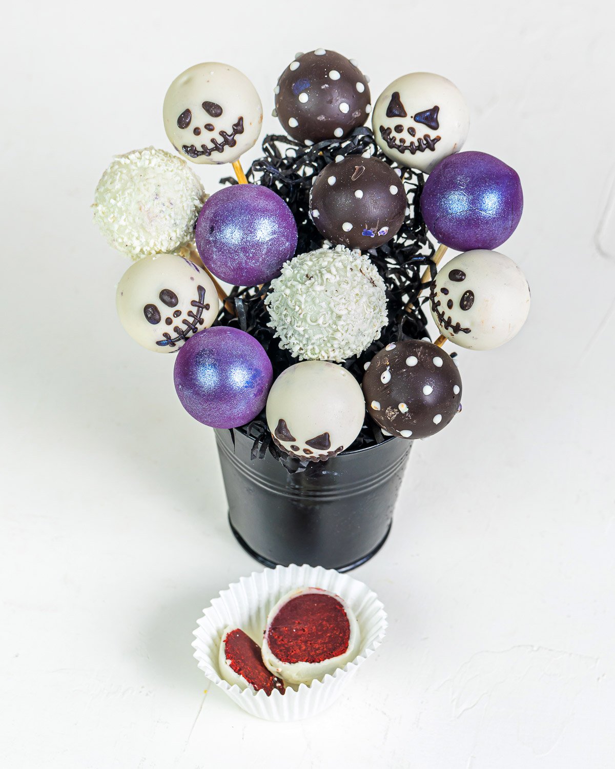 Jack Skellington Assorted Cake pops by NJD
