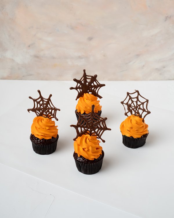 Spider Web on Cupcakes