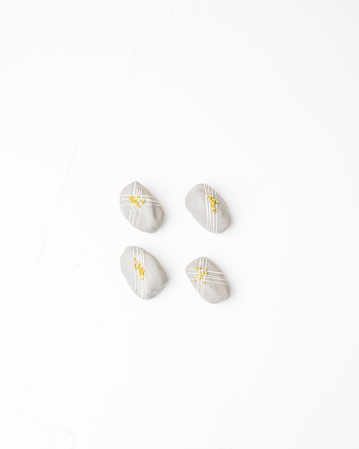 Silver & Gold Dates 4pcs Gift Box