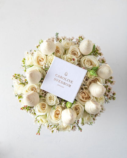 Petite Drop Bracelet Hamper by NJD